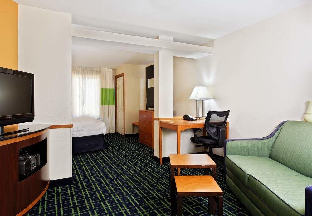 Fairfield Inn & Suites By Marriott Austin Parmer Tech Ridge Exterior photo