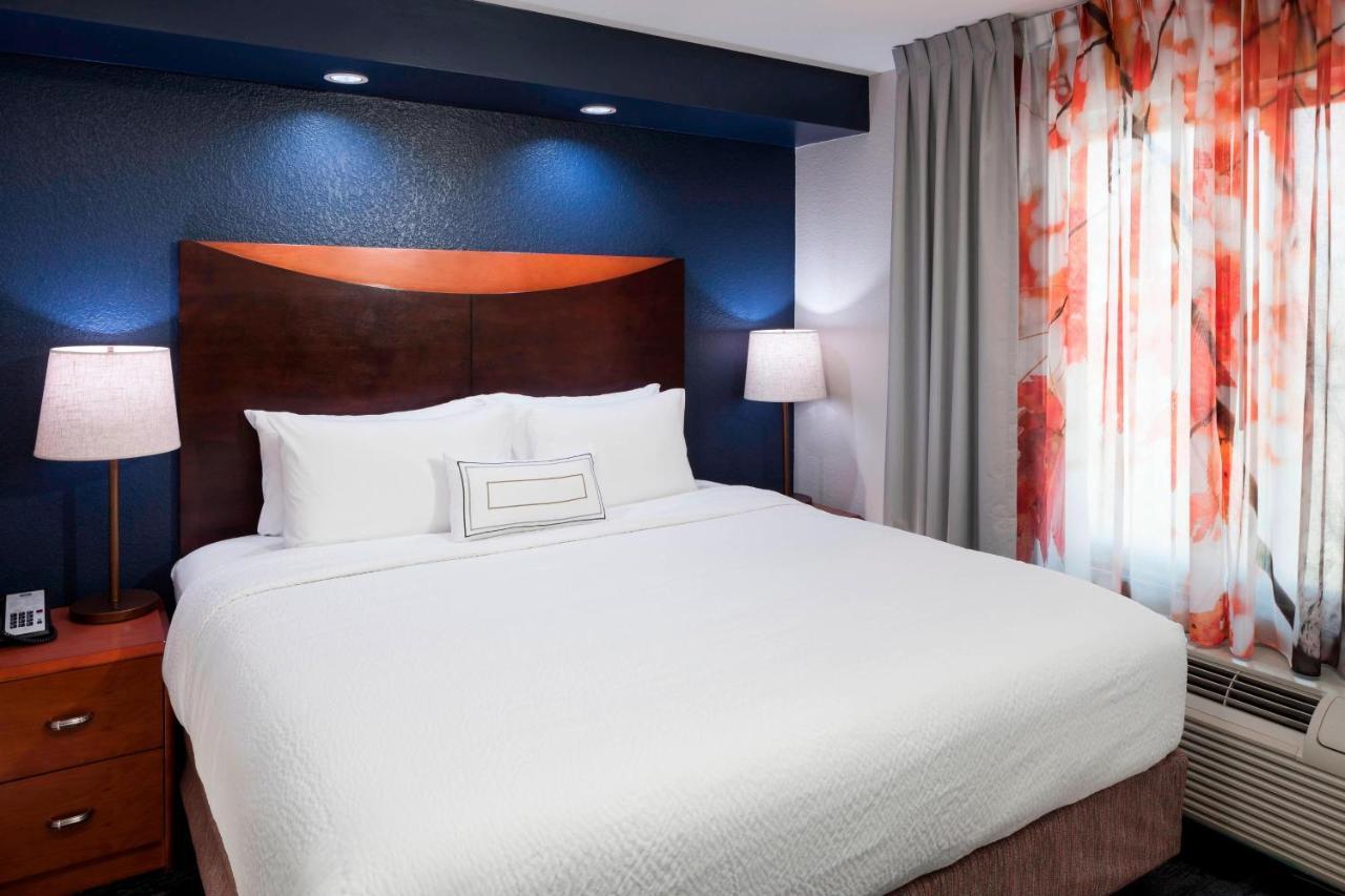 Fairfield Inn & Suites By Marriott Austin Parmer Tech Ridge Exterior photo